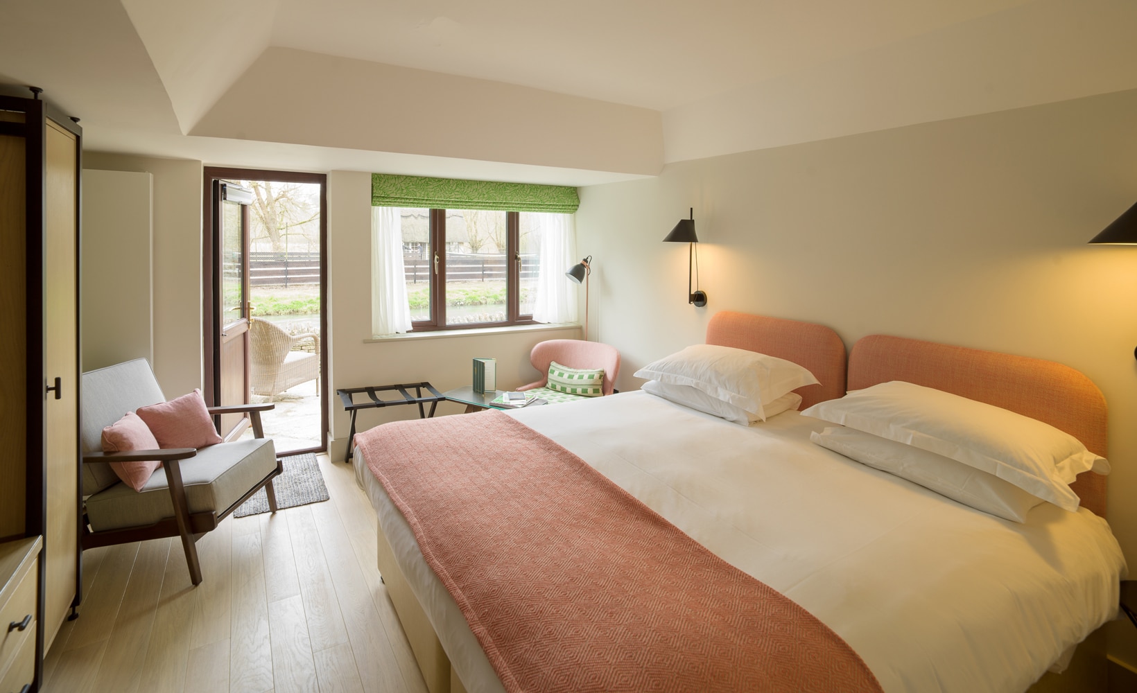Hotel Feature Rooms
